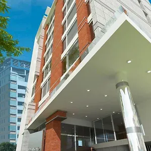 verificați disponibilitatea